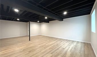 122 Winterbrook Dr, Amherst, NY 14228
