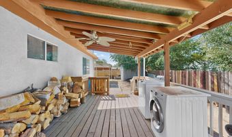 224 Margarets Ln, Bernalillo, NM 87004