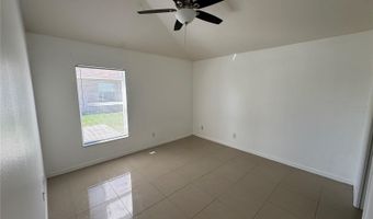 7406 OXFORD GARDEN Cir, Apollo Beach, FL 33572