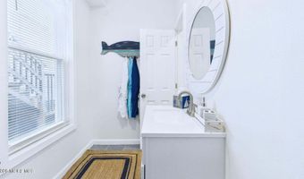 4 N Brighton Ave, Atlantic City, NJ 08401
