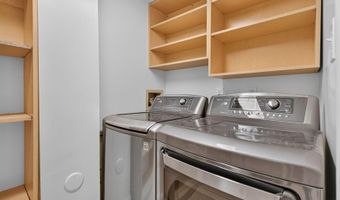 4714 8TH St S, Arlington, VA 22204