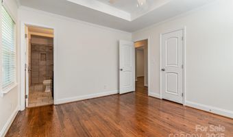 2528 Arnold Dr, Charlotte, NC 28205