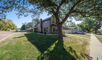 600 S 3rd St, Beresford, SD 57004