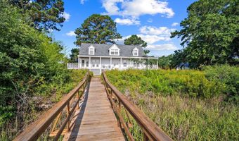 32 Eustis Landing Rd, Beaufort, SC 29907