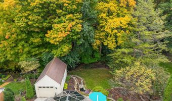 280 RIVER Dr, Appleton, WI 54915