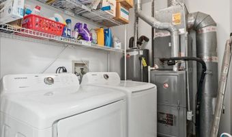 1431 Essex St, Algonquin, IL 60102