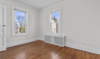 394 Gregory St 1, Bridgeport, CT 06604