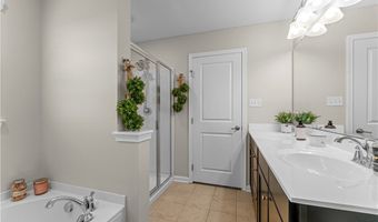 2804 Pointe View Dr, Adams Twp., PA 16046