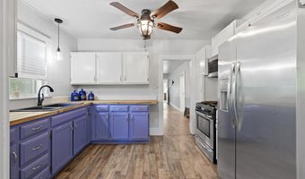 528 E 15th St, Baxter Springs, KS 66713