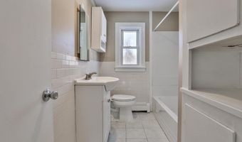 9 Sunset Ln, Bedford, NH 03110