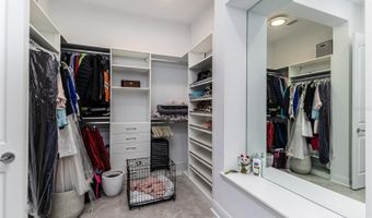 5330 SILVER SUN Dr, Apollo Beach, FL 33572