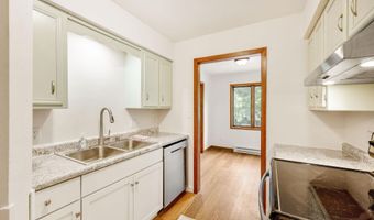 4515 Thurston Ln E, Fitchburg, WI 53711