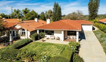 1114 N Crescent Ridge Rd, Fallbrook, CA 92028