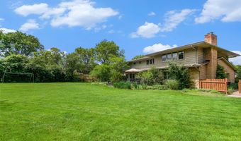 2460 Mershon Dr, Ann Arbor, MI 48103