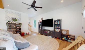 300 Delaware Ave, Absecon, NJ 08201