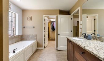 402 Demuth, Benton, AR 72019