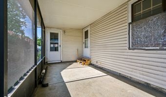 308 E 38th St, Anderson, IN 46013
