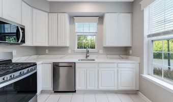 20901 CEDARPOST Sq 101, Ashburn, VA 20147