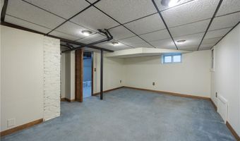 200 Woodward Ave, East Providence, RI 02914