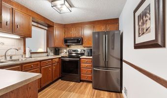 22 Briston Ct, Bedford, NH 03110