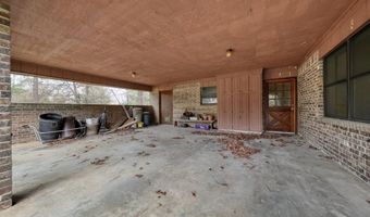 203 Texas Dr, Hideaway, TX 75771