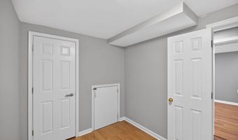 8012 FRYE Rd, Alexandria, VA 22309