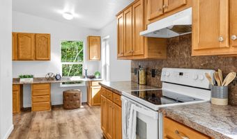 35134 LABRADOR Ln, Astoria, OR 97103
