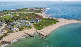 1 Offshore Rd 32, Narragansett, RI 02882