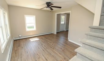 35 Mildred Ave, Bangor, ME 04401