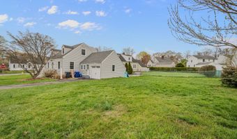 28 Mill Creek Rd, Branford, CT 06405