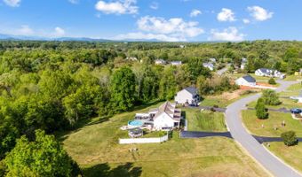 136 Montfair Dr, Amherst, VA 24521