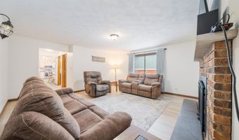 1820 W GLENDALE Ave, Appleton, WI 54914