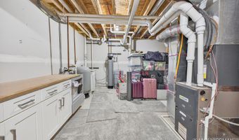 3822 Cherry Blossom Dr NE, Ada, MI 49301