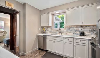 139 Lakewood Ave, West View, PA 15229
