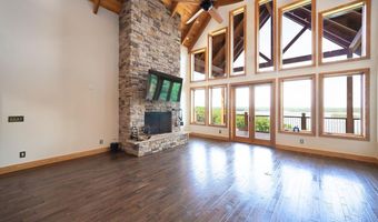 685 River Oaks Dr, Big Sandy, TN 38221