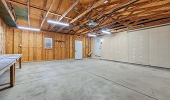 401 S 5th St, Albion, IN 46701