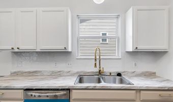 355 Oak Ridge Pkwy, Arnold, MO 63010