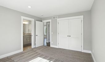 11428 56th Ave, Allendale, MI 49401