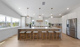 616 FERN St, Anna Maria, FL 34216
