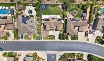 2332 Douglaston, Escondido, CA 92026