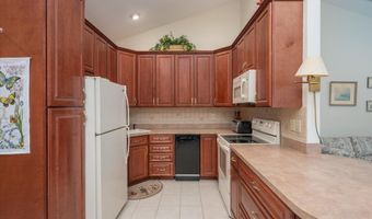 12 Sarah Ct, Amityville, NY 11701