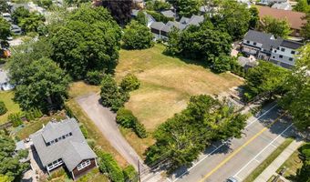 78 Narragansett Ave, Jamestown, RI 02835