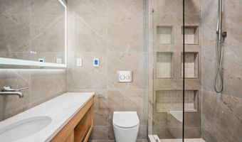 31 W 46TH St 1, Bayonne, NJ 07002