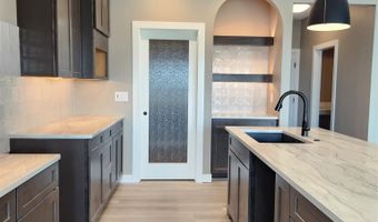 2912 NW Fairfield Ct, Ankeny, IA 50023