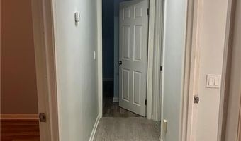 84 N View Ave, Cranston, RI 02920