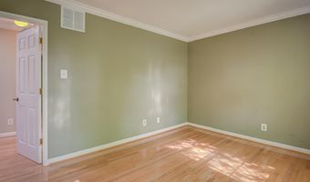 514 S HENRY St, Alexandria, VA 22314