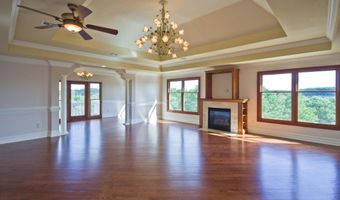 81 Potts Rd, Allentown, NJ 08501