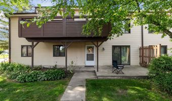 2470 W GLENDALE Ave 2D, Appleton, WI 54914