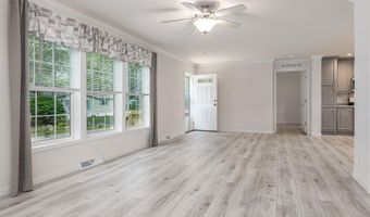 3 Alison Cir, Hampton, NH 03842
