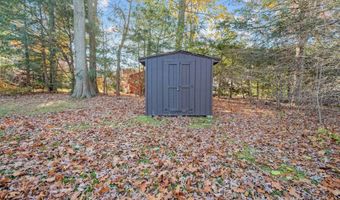 70 Ivy Dr, Bristol, CT 06010